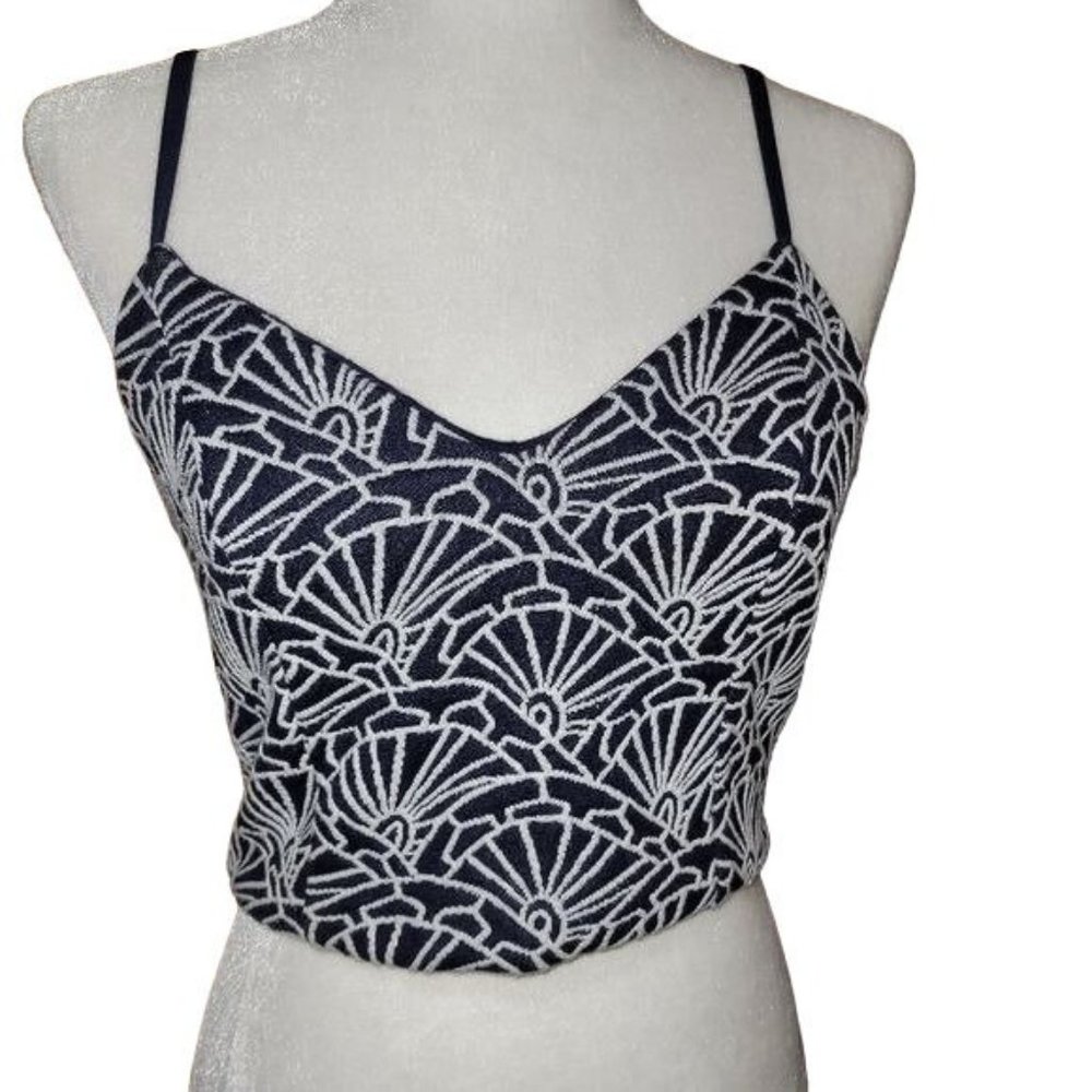 Eight Sixty Women's Size Large Navy White Embroidered Crop Top Lined Made in USA
